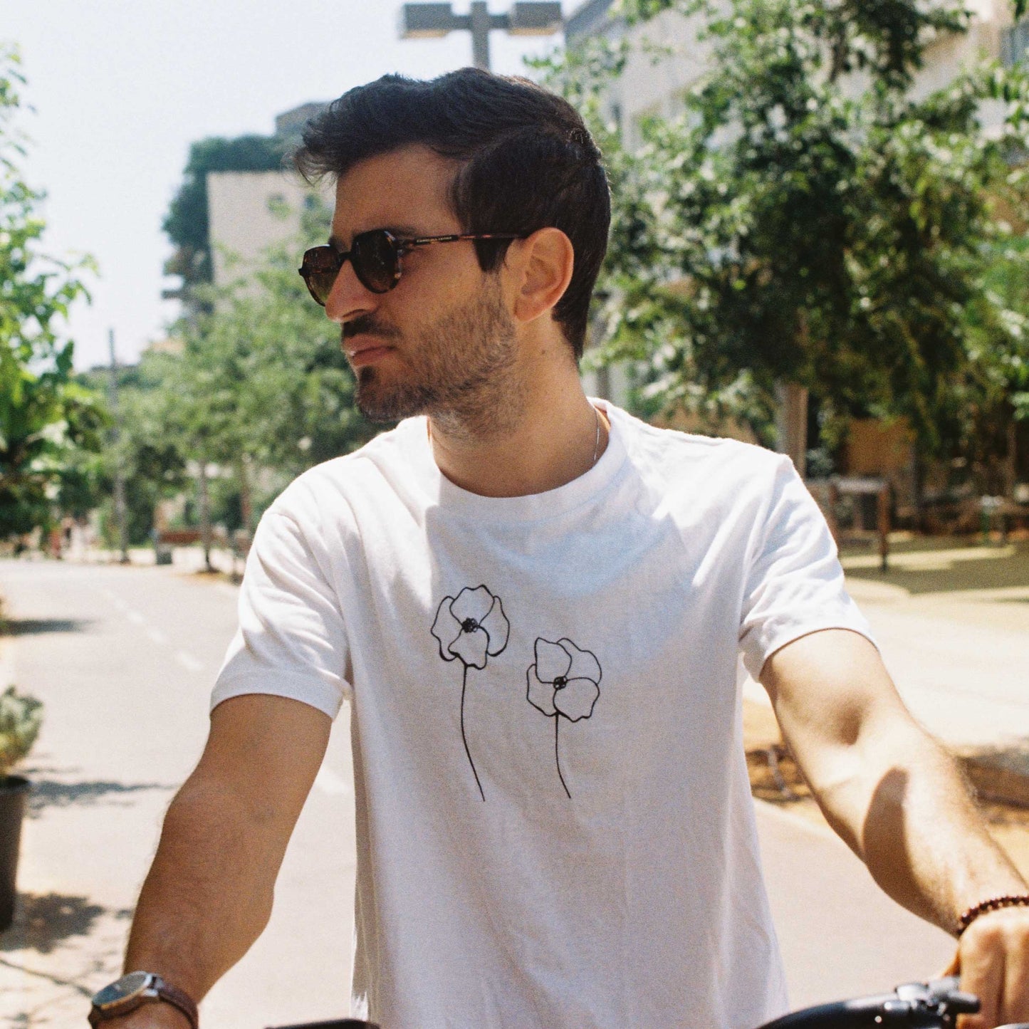 One Line Flower - Poppy Tee