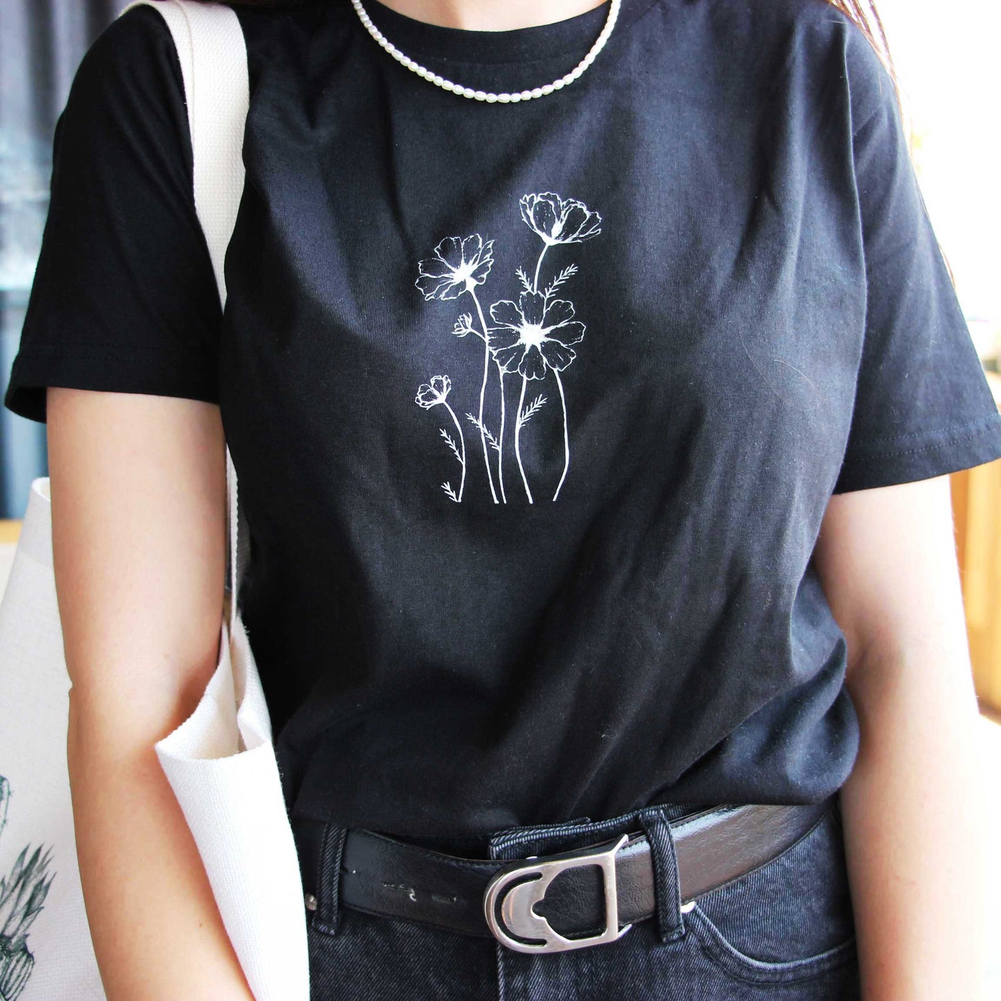 Valentina Flowers Tee