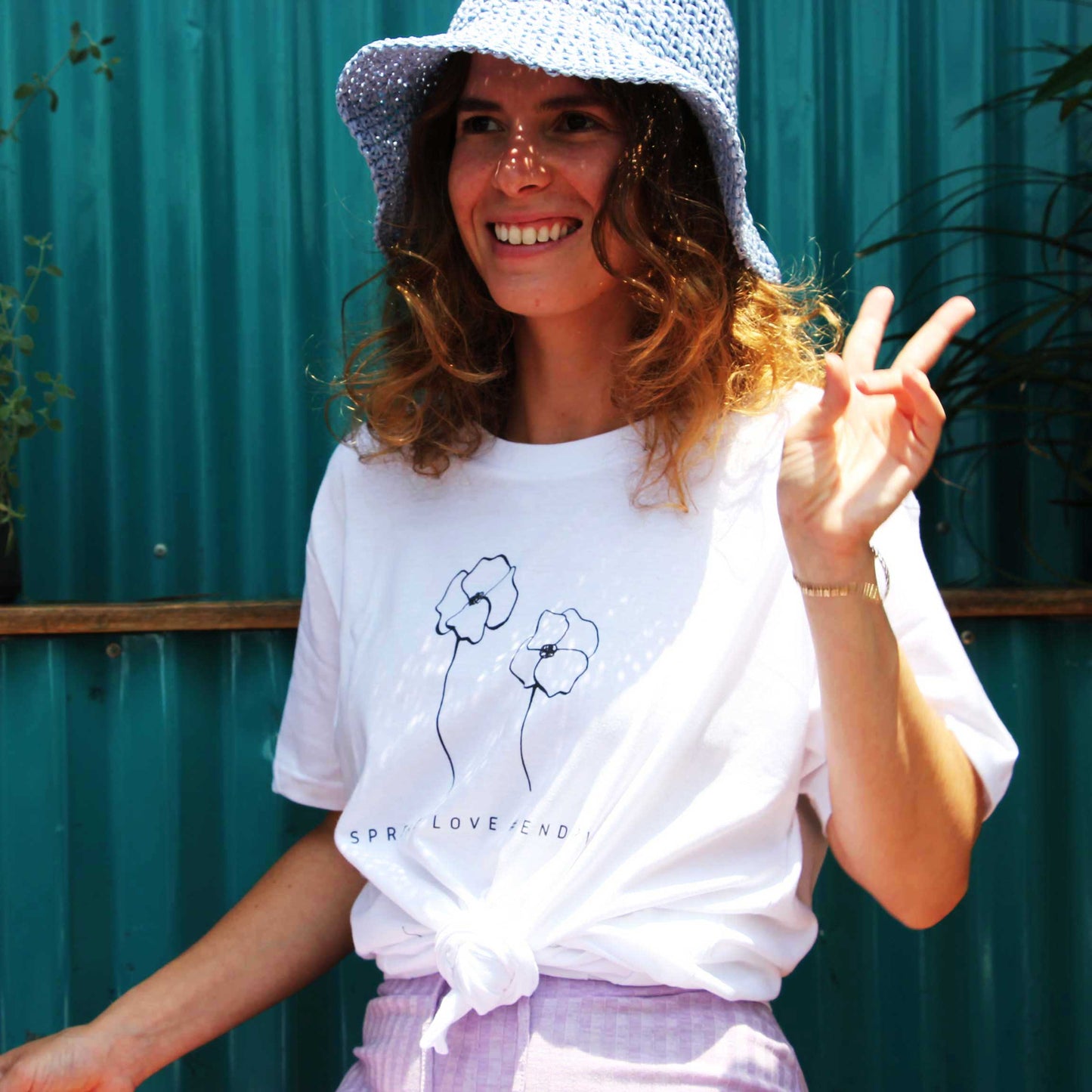 One Line Flower - Poppy Tee