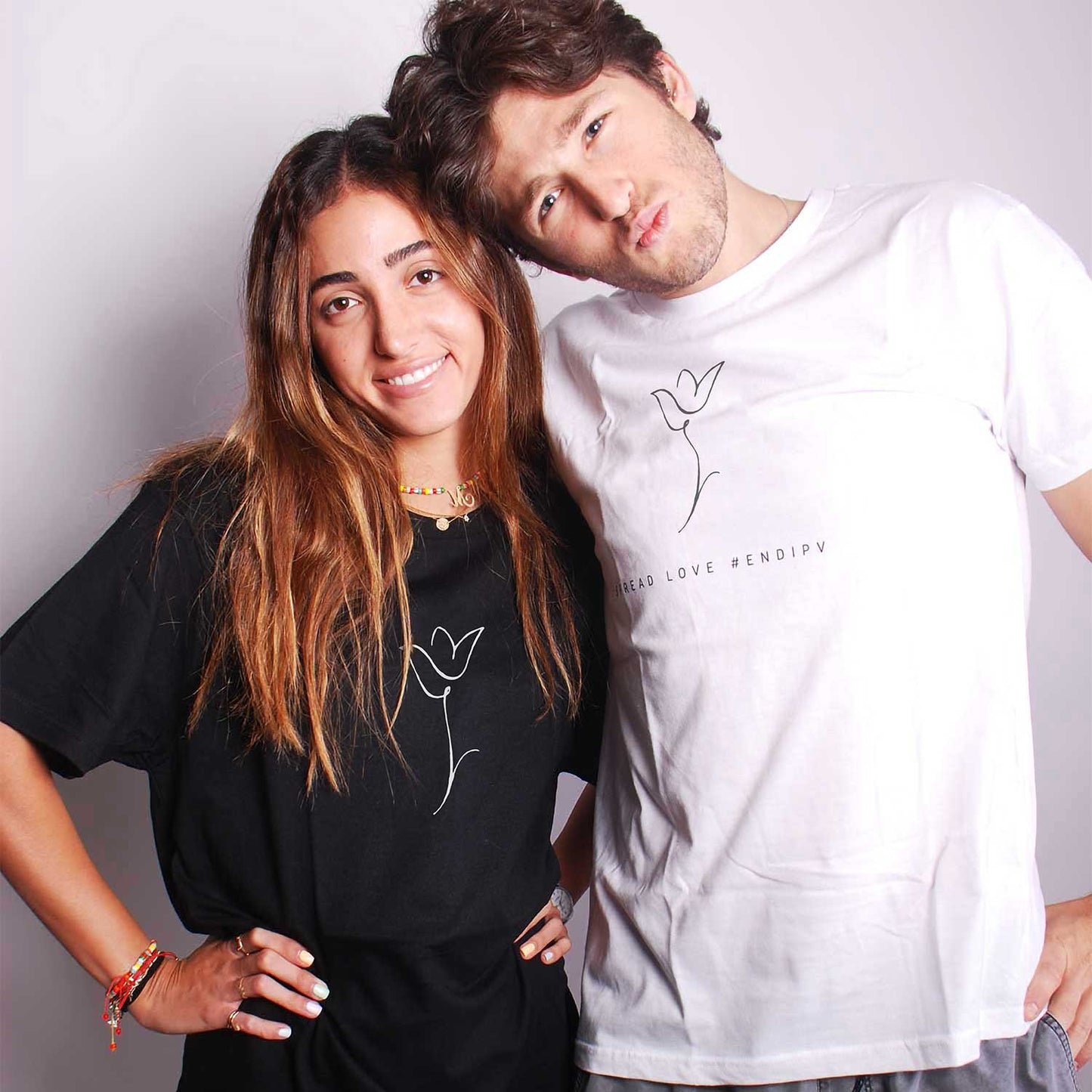 One Line Flower - Harper Tee