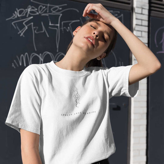 Gaya's Drawing Vertical Circles Tee | חולצה קצרה יוניסקס